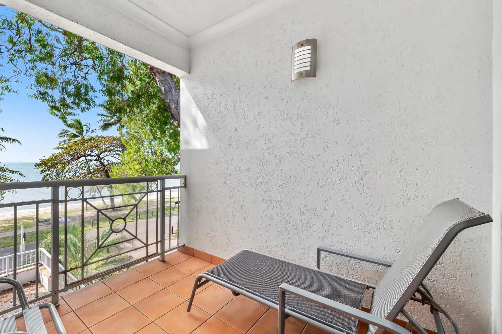 Alassio Beachfront Apartments Palm Cove Pokoj fotografie