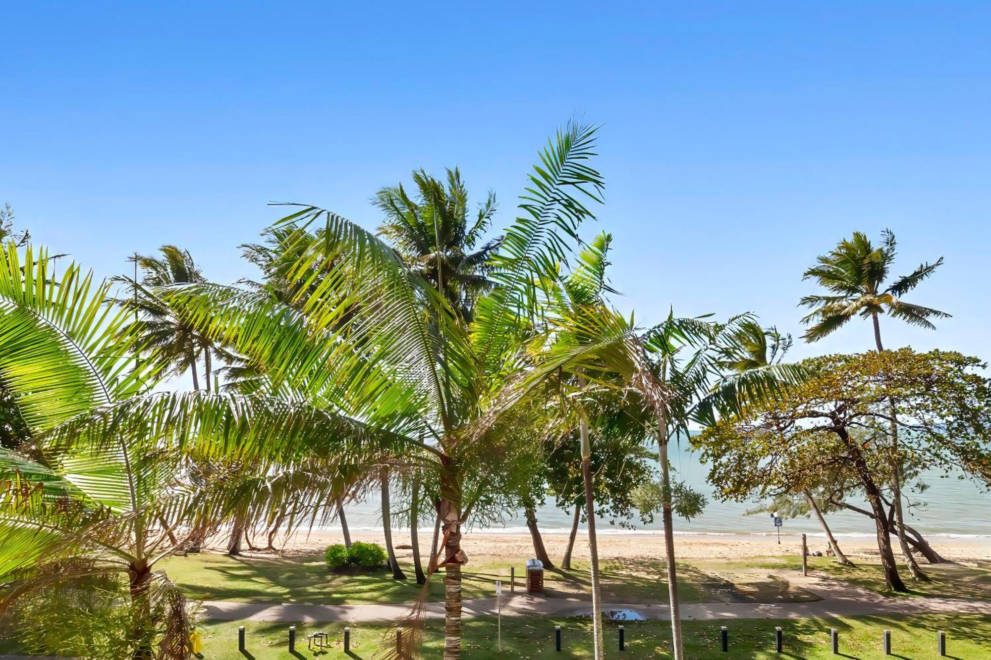 Alassio Beachfront Apartments Palm Cove Exteriér fotografie